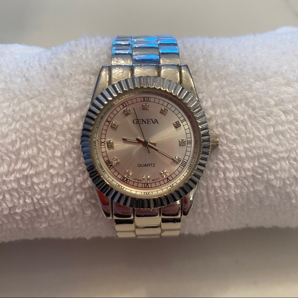 LOT OF 3 WATCHES - Picture 7 of 8